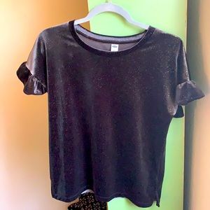 Super cute grey sparkly top.